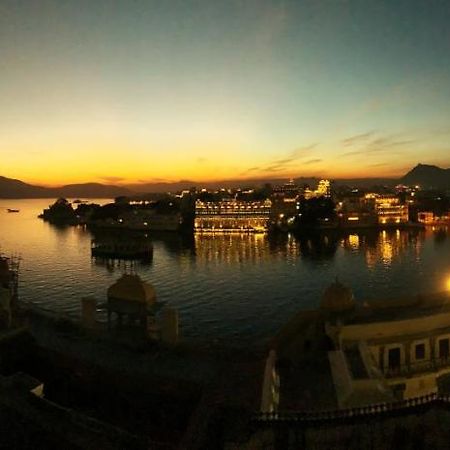 Hotel The Tiger Udaipur Exteriör bild