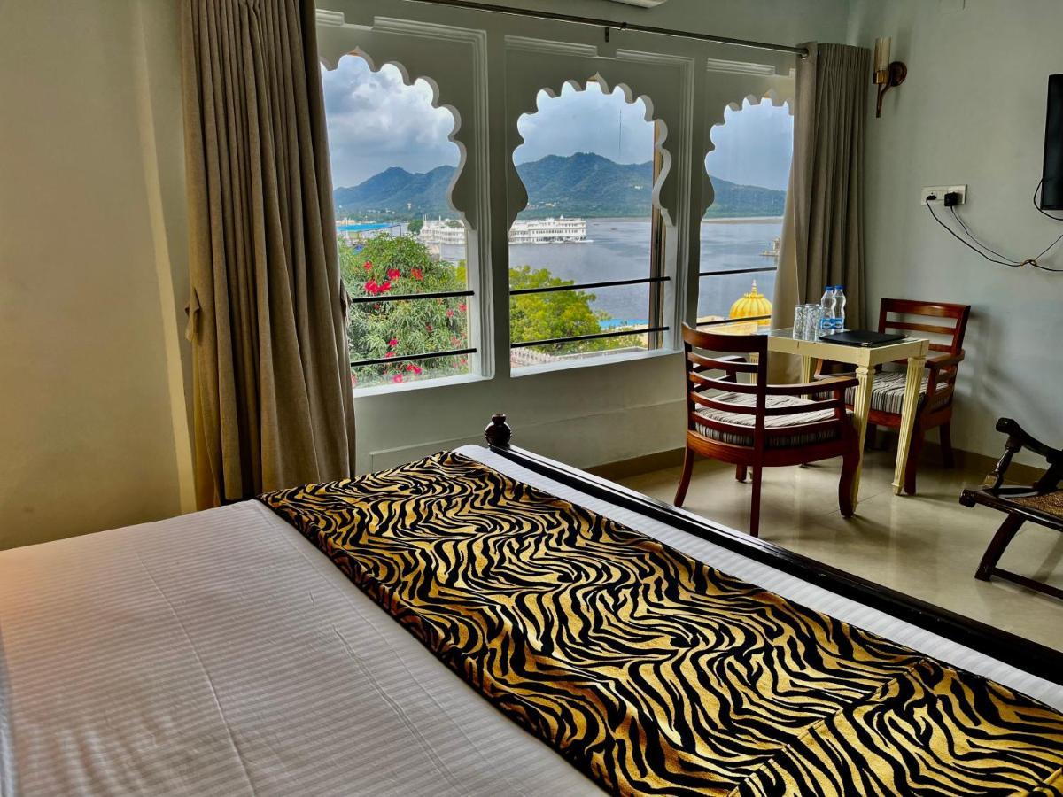 Hotel The Tiger Udaipur Exteriör bild