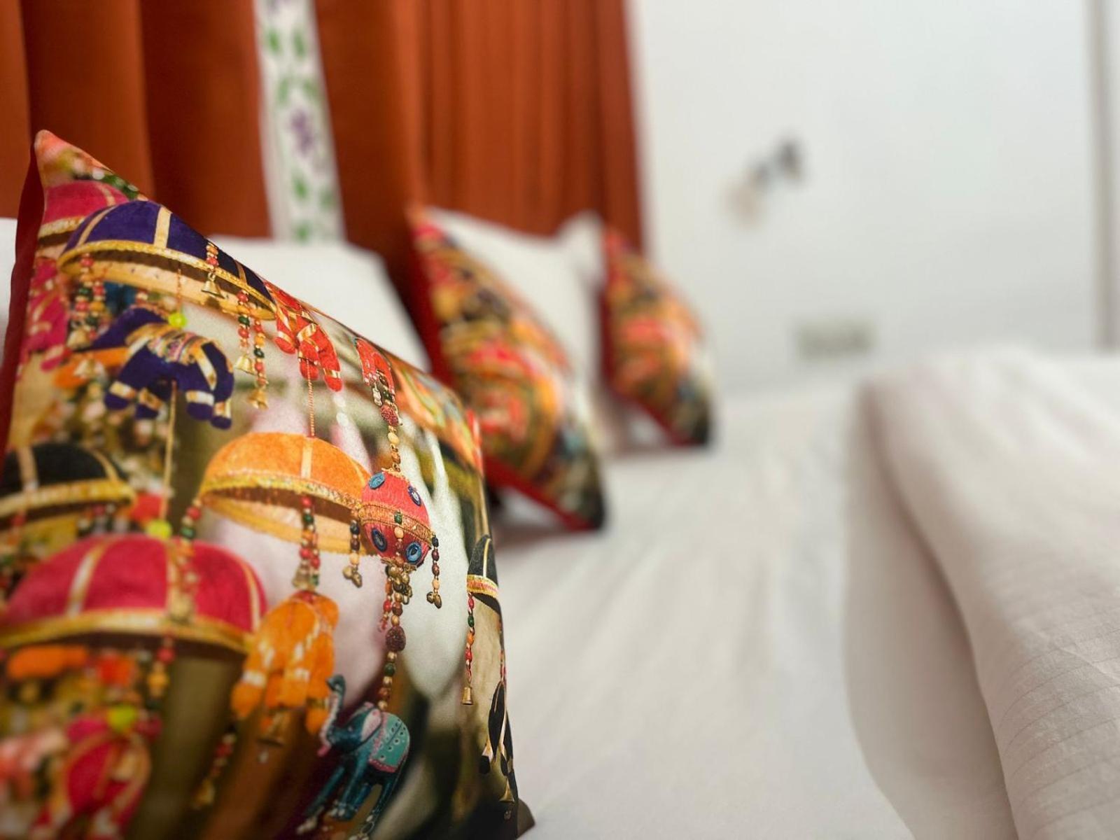 Hotel The Tiger Udaipur Exteriör bild